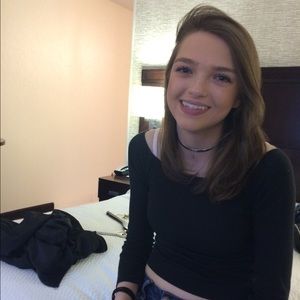 Meet your Posher, Liv